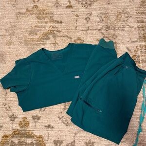 Figs Scrub Set - Hunter Green